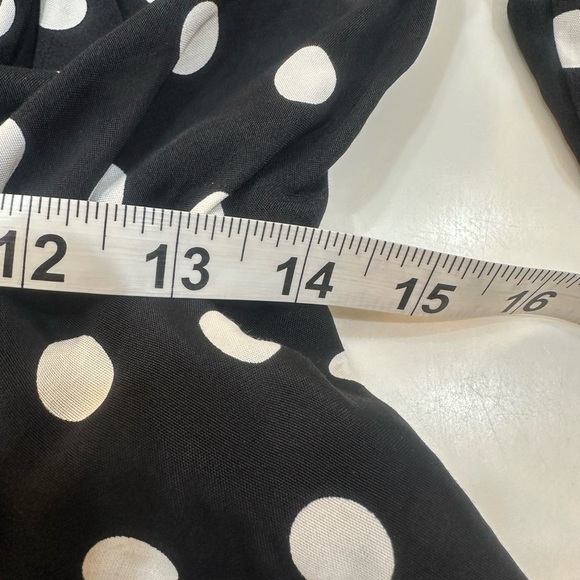 ZARA MINI Black Pullover V Neck Polka Dot Dress Batwing 2 Tier Skirt Size L NWT - Picture 10 of 12